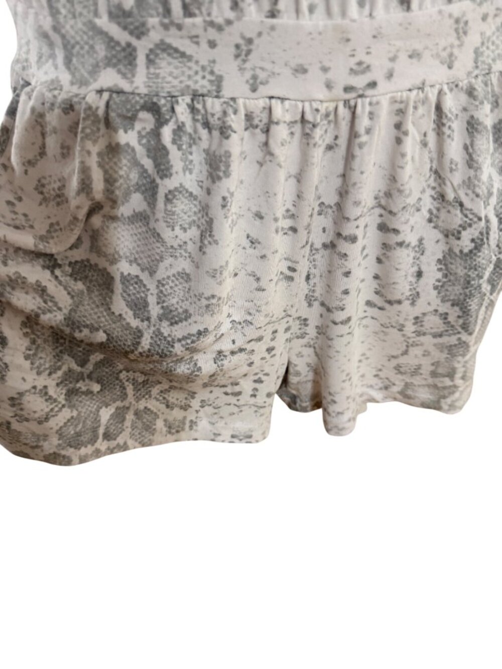 Tart Snake Print Halter Romper With Open Back Adjustable Tie Straps Size S - Picture 3 of 9